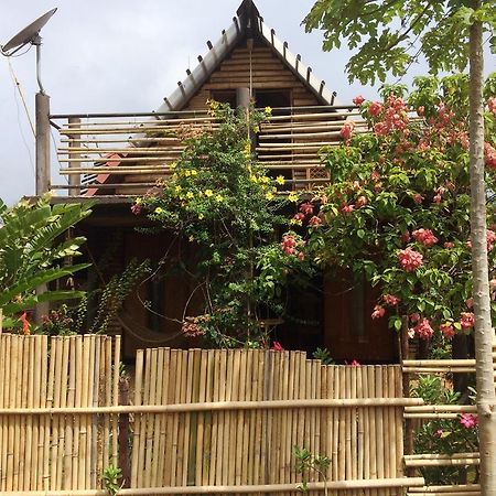 The Village House Puerto Princesa Extérieur photo